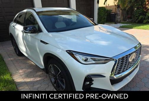 Radiant White 2023 INFINITI QX55 LUXE