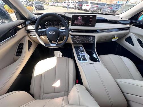 2025 INFINITI QX60 Pure
