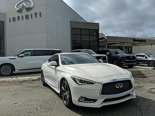 2018 INFINITI Q60 3.0T LUXE