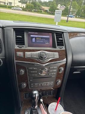 2017 INFINITI QX80 Base