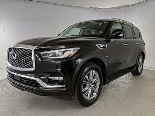 Photo 5 of 45 of 2019 INFINITI QX80 Luxe
