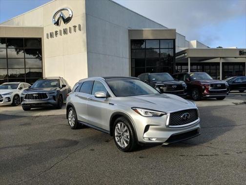 2021 INFINITI QX50 LUXE