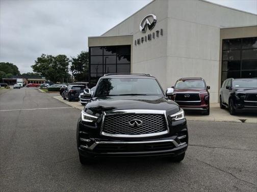 2023 INFINITI QX80 SENSORY
