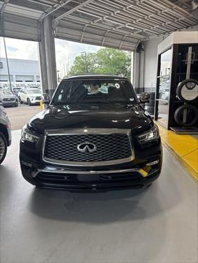 2023 INFINITI QX80 SENSORY