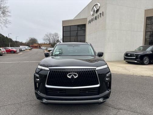 2025 INFINITI QX80 Luxe