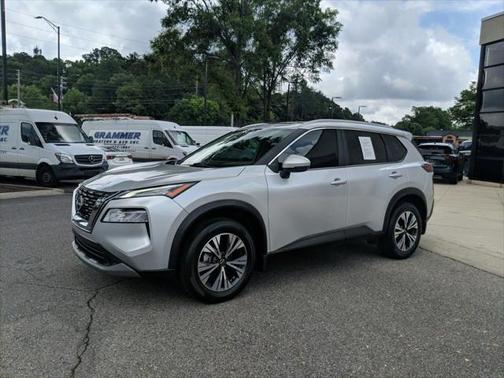 2022 Nissan Rogue SV
