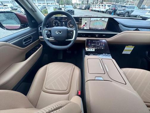 2025 INFINITI QX80 Luxe