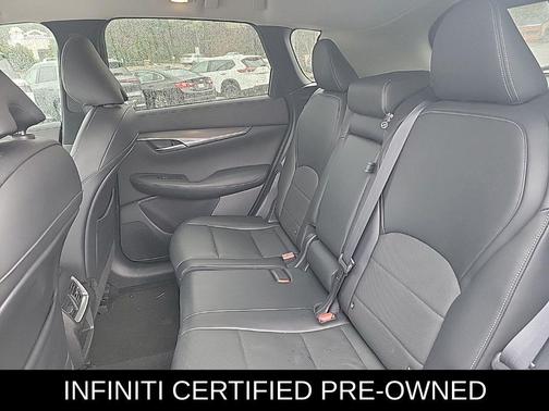 2023 INFINITI QX50 LUXE