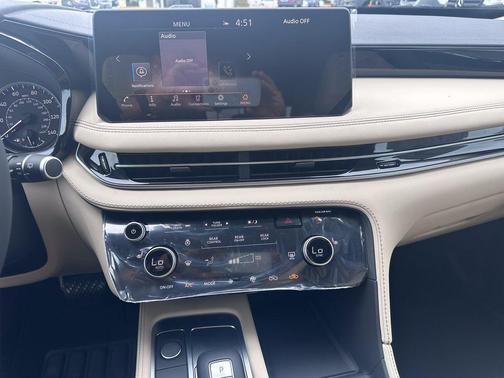 2025 INFINITI QX60 Pure