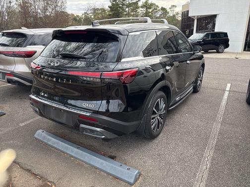 2023 INFINITI QX60 SENSORY