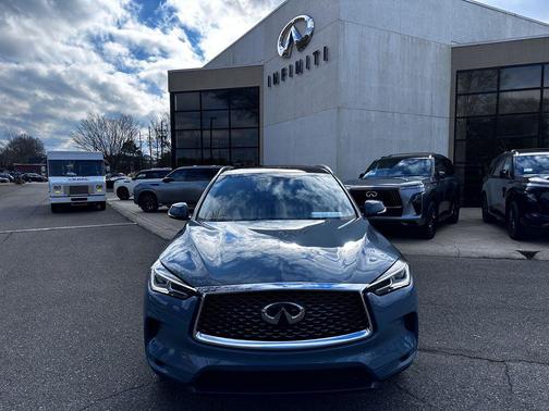 2024 INFINITI QX50 LUXE