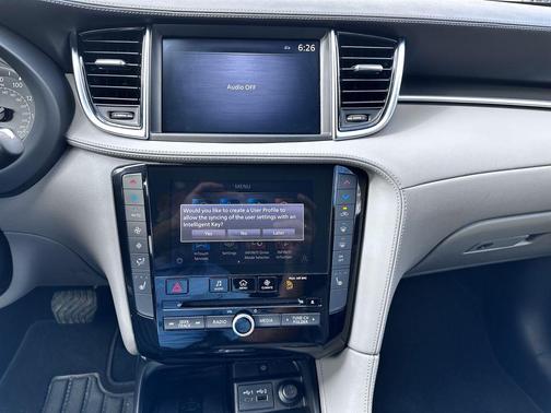 2024 INFINITI QX50 LUXE