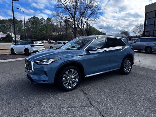 2024 INFINITI QX50 LUXE