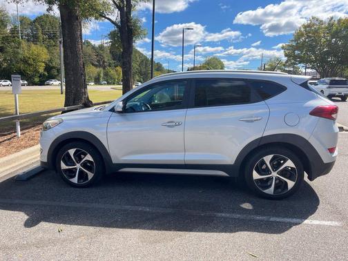 Silver 2017 Hyundai TUCSON Sport