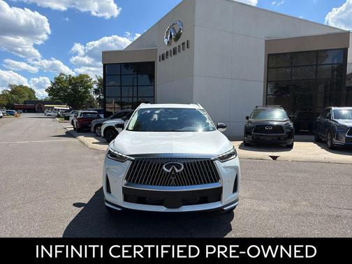 Radiant White 2026 INFINITI QX60 LUXE FWD