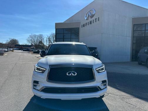 2024 INFINITI QX80 SENSORY AWD