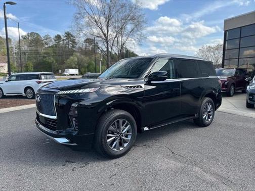 2025 INFINITI QX80 PURE