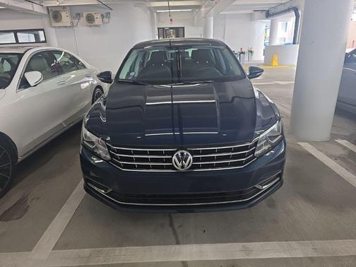 2018 Volkswagen Passat 2.0T S