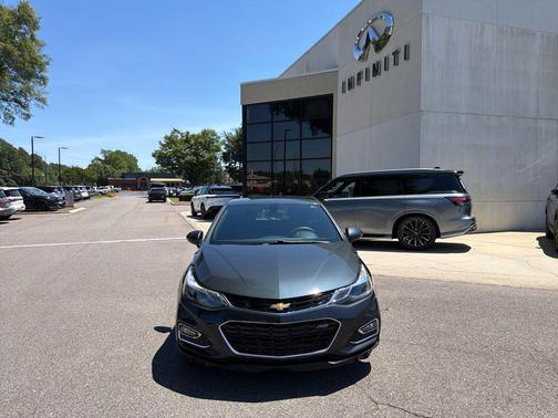 Graphite Metallic 2017 Chevrolet Cruze LT