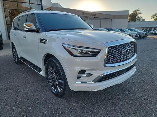 2022 INFINITI QX80 SENSORY