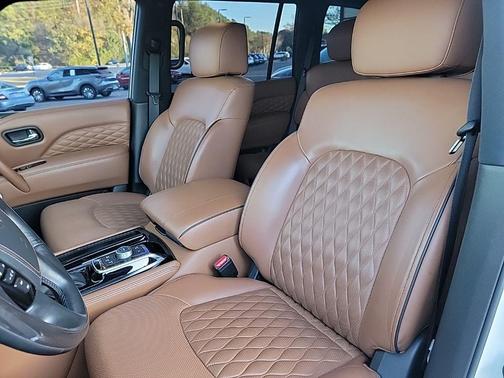 2022 INFINITI QX80 SENSORY