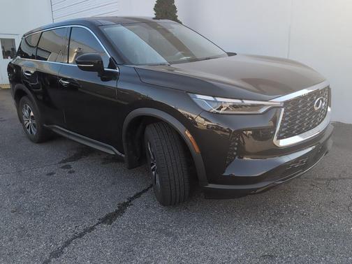 2023 INFINITI QX60 Pure