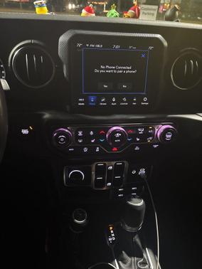 2021 Jeep Gladiator Overland