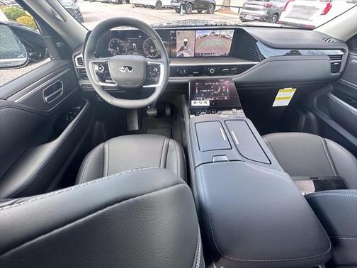 2025 INFINITI QX80 PURE