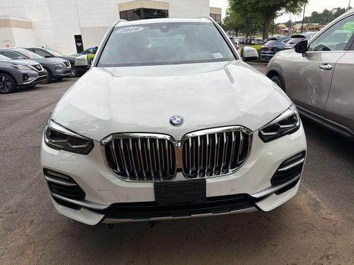 Alpine White 2019 BMW X5 xDrive40i