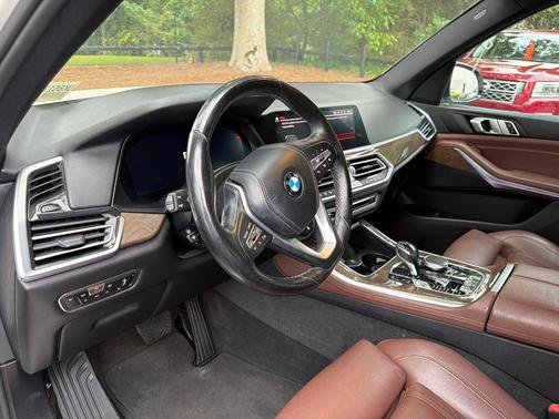 Alpine White 2019 BMW X5 xDrive40i
