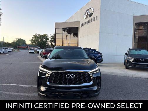 Mineral Black 2024 INFINITI QX60 Luxe