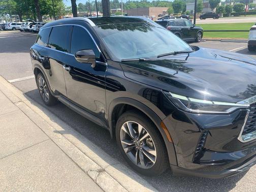 Mineral Black 2023 INFINITI QX60 Luxe