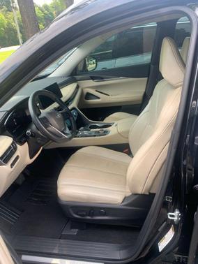 Mineral Black 2023 INFINITI QX60 Luxe