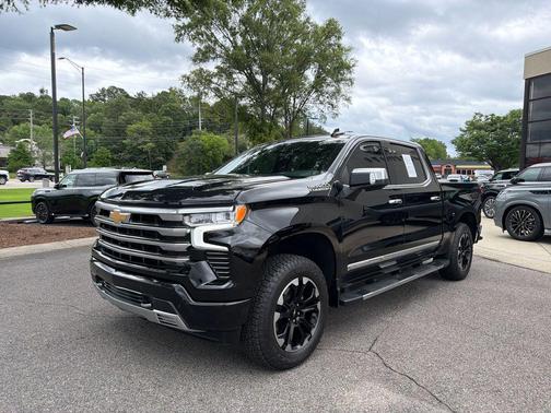 Black 2024 Chevrolet Silverado 1500 High Country