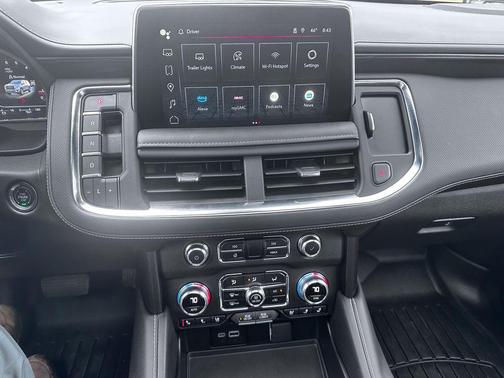 2024 GMC Yukon 4WD AT4