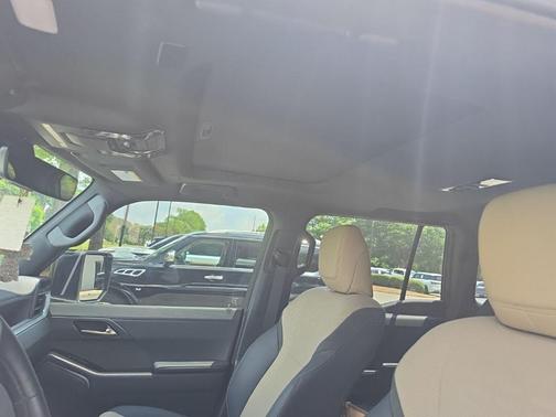 White Pearl 2025 Lexus GX 550 Overtrail