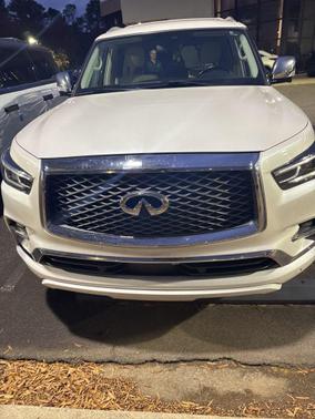 2021 INFINITI QX80 Luxe