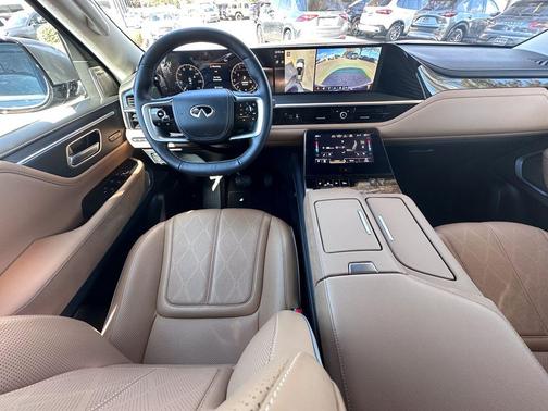 2025 INFINITI QX80 SENSORY AWD