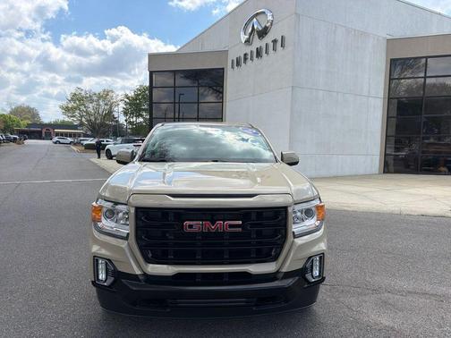 Desert Sand Metallic 2022 GMC Canyon Elevation