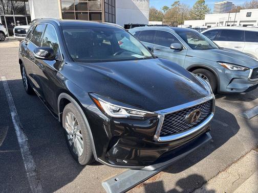 2023 INFINITI QX50 LUXE