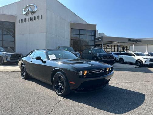 2023 Dodge Challenger SXT