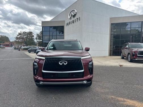 2025 INFINITI QX80 Luxe