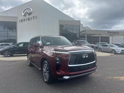 2025 INFINITI QX80 Luxe