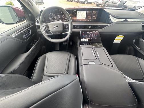 2025 INFINITI QX80 Luxe