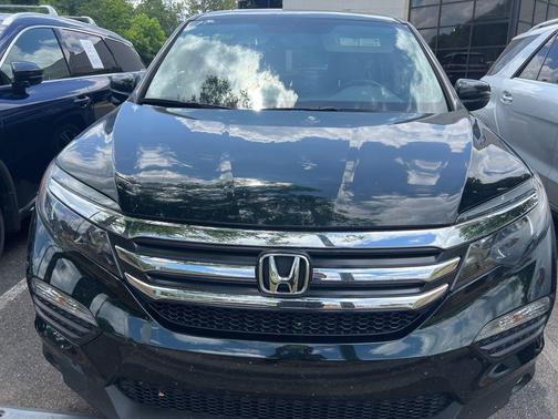 Dark Green 2017 Honda Pilot EX-L