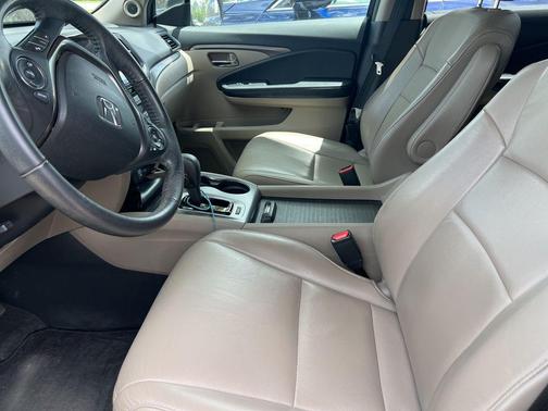 Dark Green 2017 Honda Pilot EX-L
