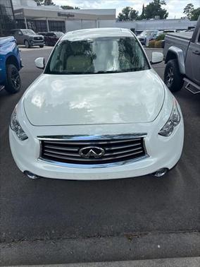 2016 INFINITI QX70 Base