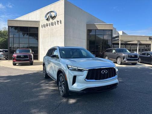 2025 INFINITI QX60 Luxe