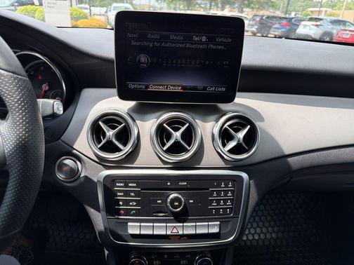Polar White 2019 Mercedes-Benz GLA 250 Base