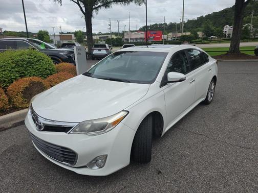 Blizzard Pearl 2014 Toyota Avalon XLE Touring